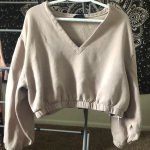 Beige v-neck cropped sweatshirt